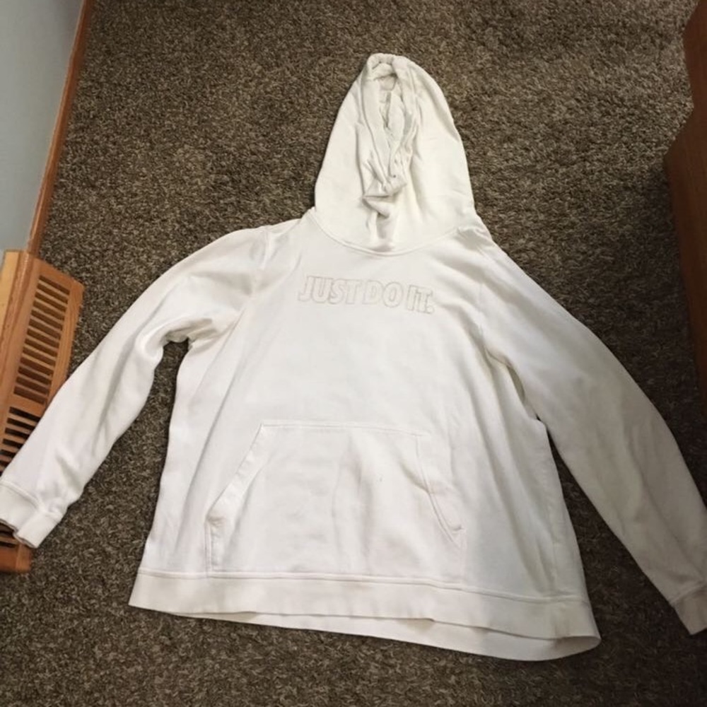 Nike sweatshirt